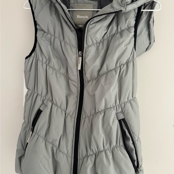 Bench Multipurpose City Clothing Puffer Vest. - Picture 2 of 6